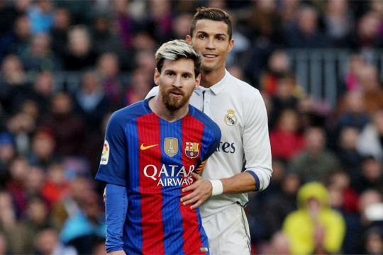 纳米比亚足球的拓荒者-艾里法斯・希武特-上，当年的大连万达26号