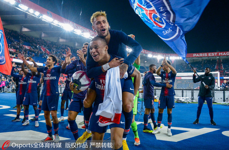 米体：劳塔罗近6个月奔波10.4万公里参加比赛，能绕地球三圈