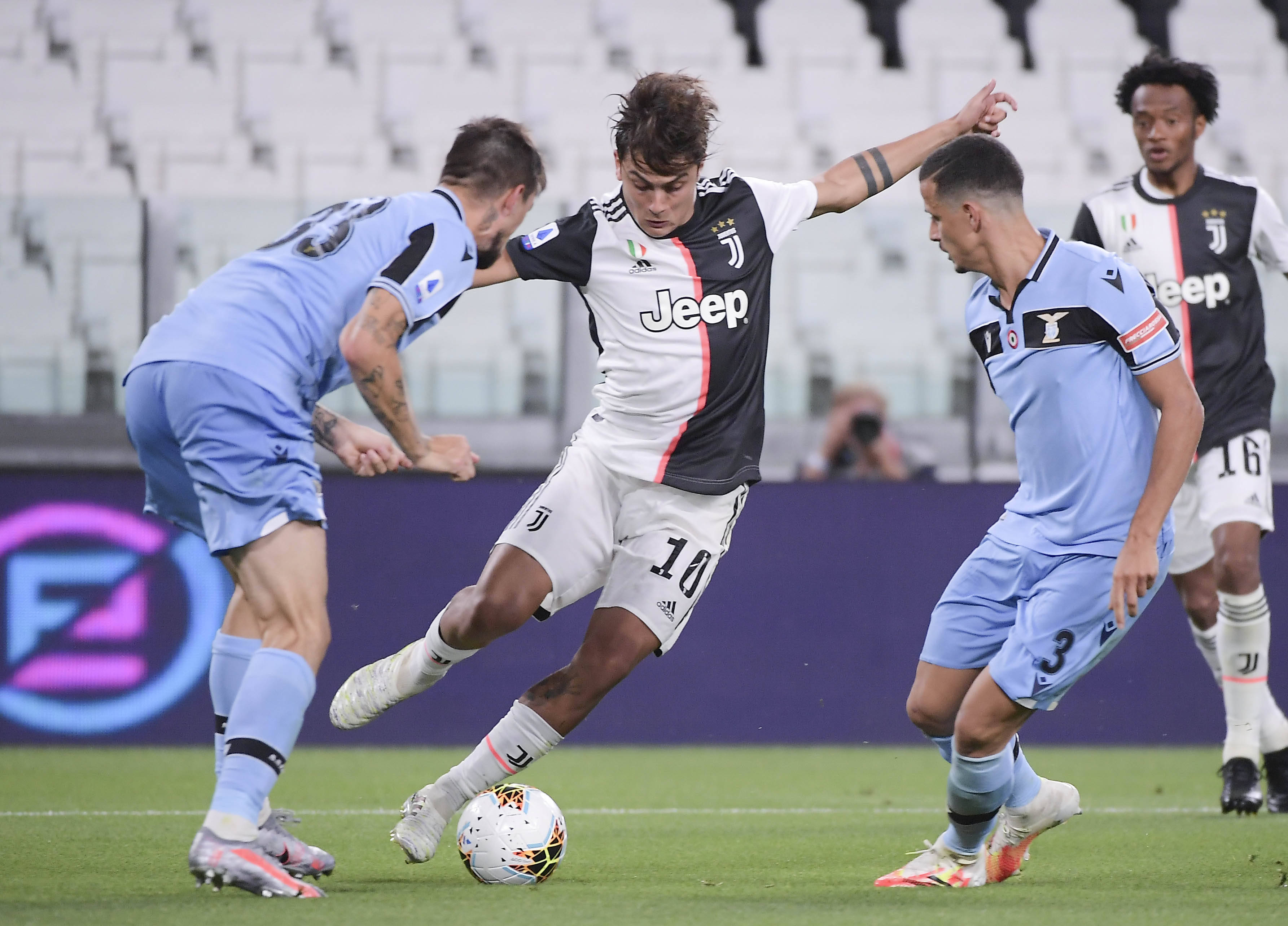 拉波尔特：C罗是个训练狂总喜欢加练；适应沙特生活是难一些