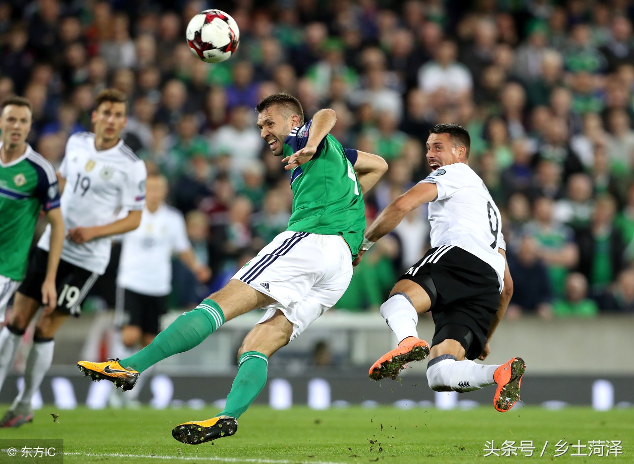 詹姆斯关键三分绝杀比赛